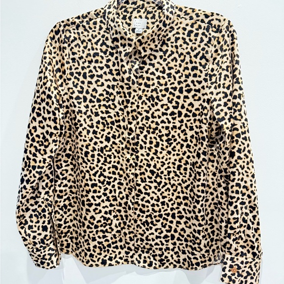 a new day Tops - Leopard Print Button-UP Blouse Women’s Size Small.